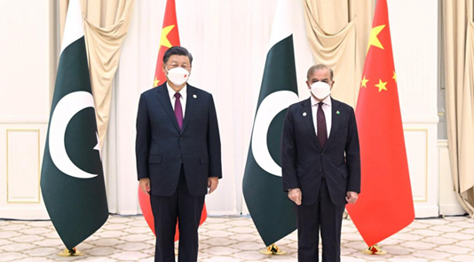 Си Цзиньпин встретился с премьер-министром Пакистана Ш. Шарифом