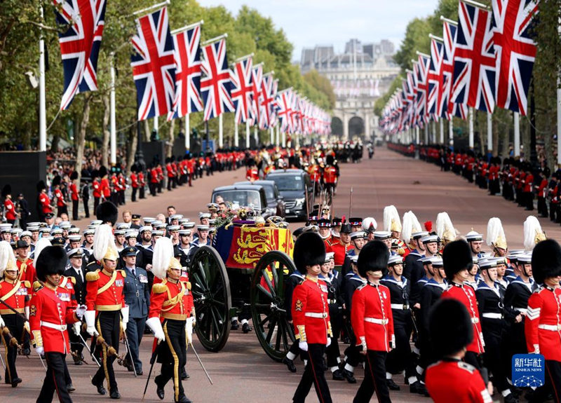 В Великобритании прошли государственные похороны королевы Елизаветы II