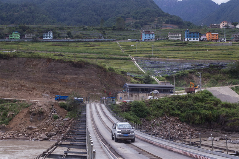 История замены зиплайнов мостами в Северо-западной Юньнани