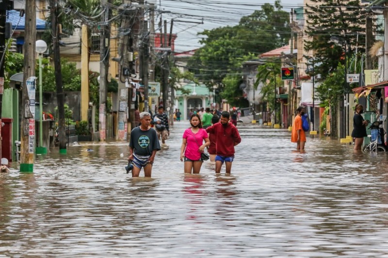 Число жертв тропического шторма "Налги" на Филиппинах возросло до 101, 66 человек пропали без вести