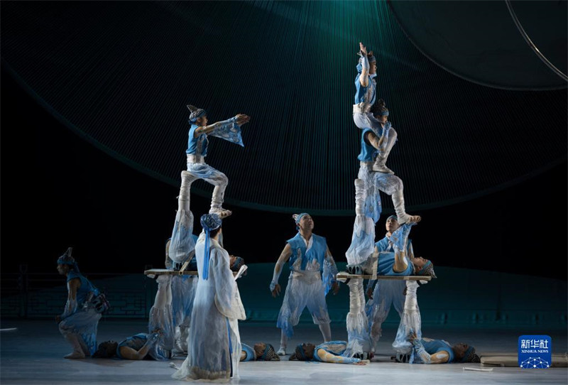 В провинции Хэнань открылся Пятый фестиваль китайского акробатического искусства
