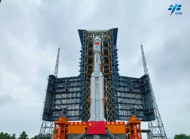 Китай готовится к запуску грузового космического корабля "Тяньчжоу-5"