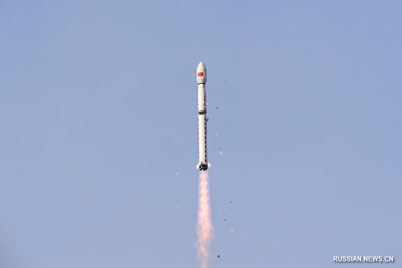 Китай успешно запустил в космос спутник дистанционного зондирования "Яогань-34 03"