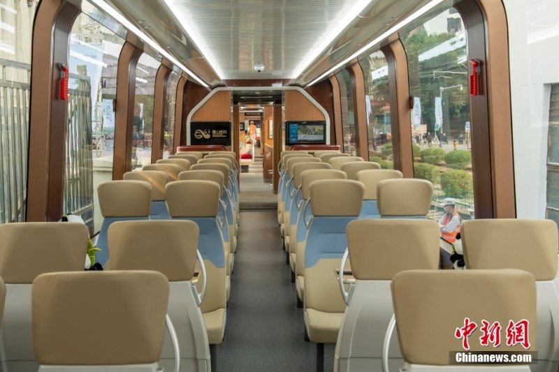 Введен в эксплуатацию первый в Китае поезд зубчатой железной дороги