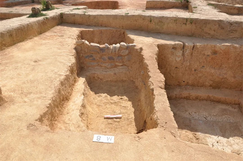 Завершились раскопки 20 древних захоронений в китайской провинции Хунань