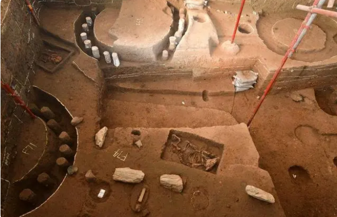 В центре Китая обнаружили кластер амбаров возрастом 6000 лет