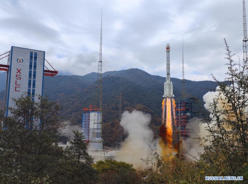Китай успешно запустил экспериментальный спутник "Шиянь-10 02"