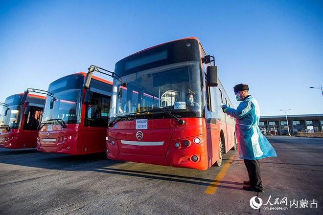 Китай экспортирует 224 автобуса в Монголию