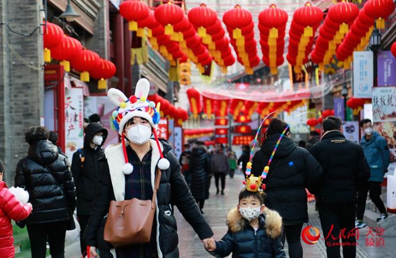 Туристы на Тяньцзиньской улице Древней культуры. Фото: «Жэньминьван» Тао Цзянь