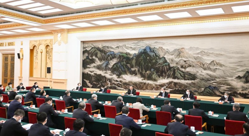 Си Цзиньпин призвал не состоящих в КПК деятелей играть еще большую роль в объединении сил и служении общим интересам страны