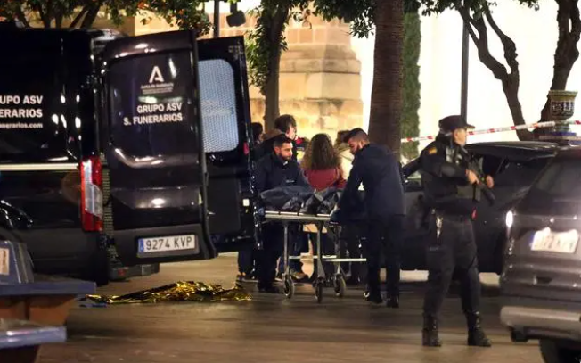 Один человек погиб, еще четверо ранены в результате нападений в двух церквях в Испании