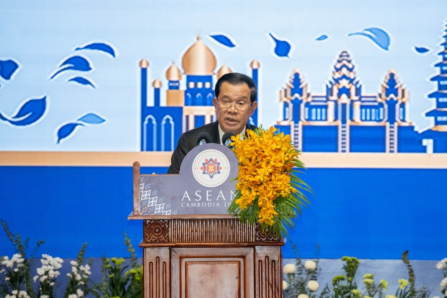Правящая партия Камбоджи всецело поддержала кандидатуру Хун Сена на пост премьер-министра