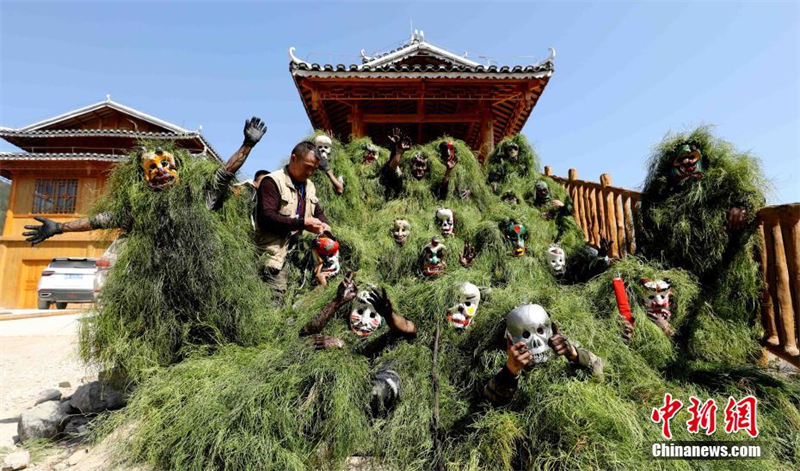 Жители Гуанси-Чжуанского автономного района отметили традиционный «праздник Мангао»