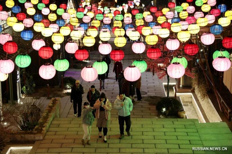 В Китае встречают праздник Фонарей