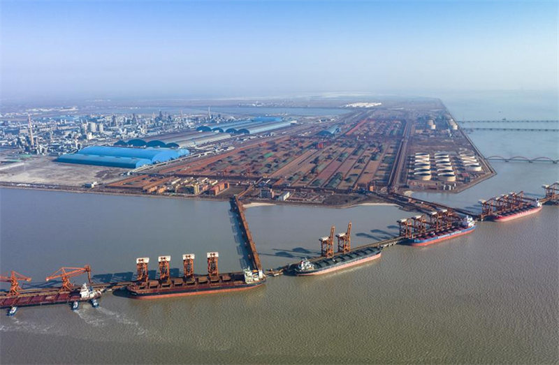 Резкий рост грузооборота вывел китайский порт Таншань на второе место в мире