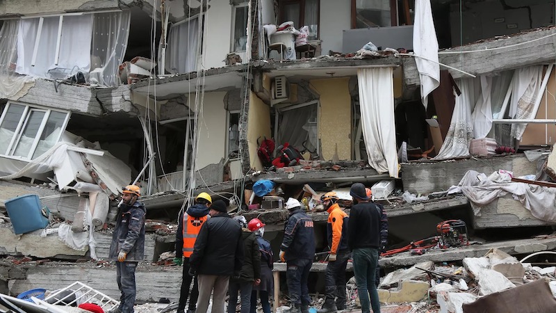Последствия землетрясения в турецком городе Диярбакыр. Архивное фото