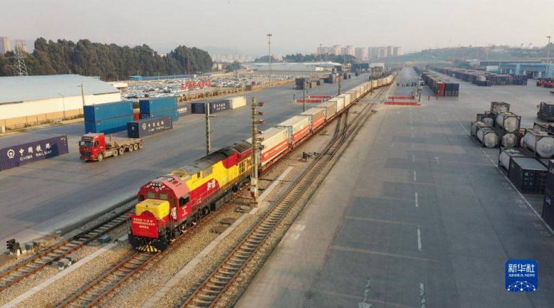 Первый грузовой поезд «Китай – Лаос – Таиланд» покинул Куньмин