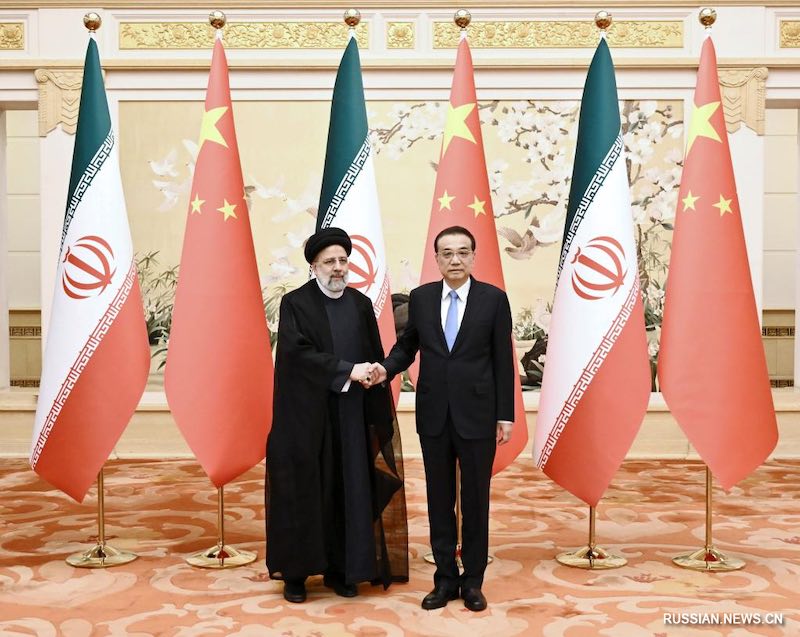 Премьер Госсовета КНР провел встречу с президентом Ирана