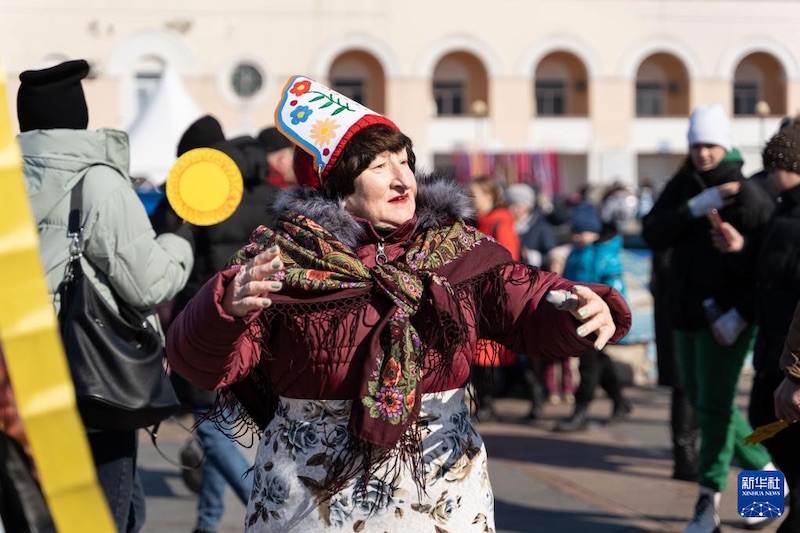 Во Владивостоке отпраздновали Масленицу