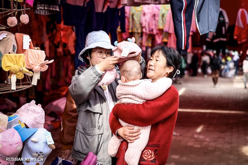 Весенний базар в китайском Синьцзяне