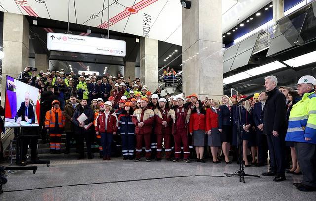 В Москве запустили самую длинную в мире кольцевую линию метро