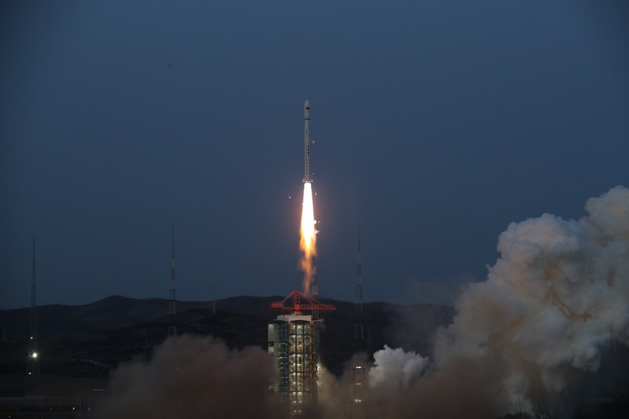 Китайская академия космических технологий успешно запустила 400 космических аппаратов