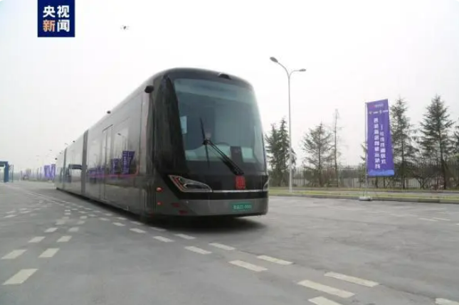 В Сиане прошел запуск автономной рельсовой системы скоростного транспорта