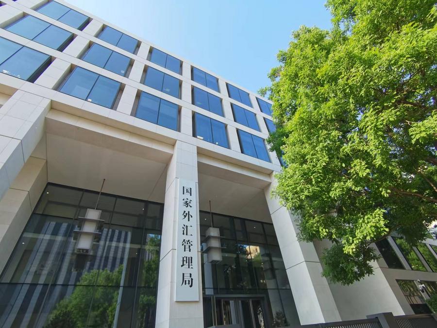 В 2022 году внешний долг Китая сократился