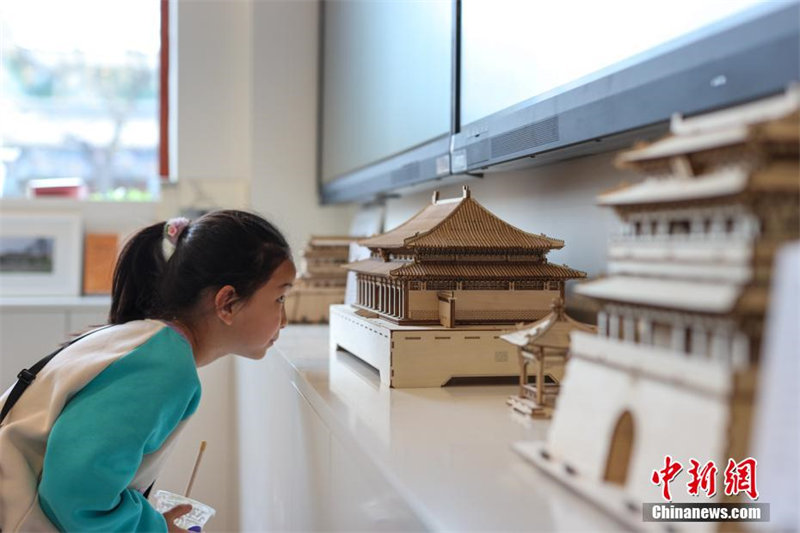 Китайский книжный магазин вновь открылся как «Живой музей Центральной оси Пекина»