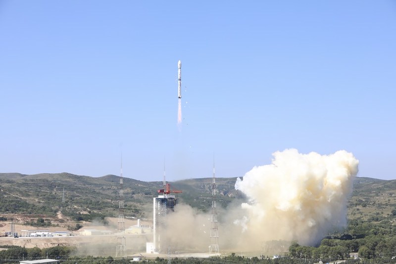 Китайский гиперспектральный спутник дистанционного зондирования Земли введен в эксплуатацию