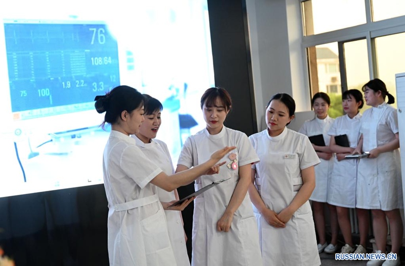 В Пекине отметили Всемирный день медицинской сестры