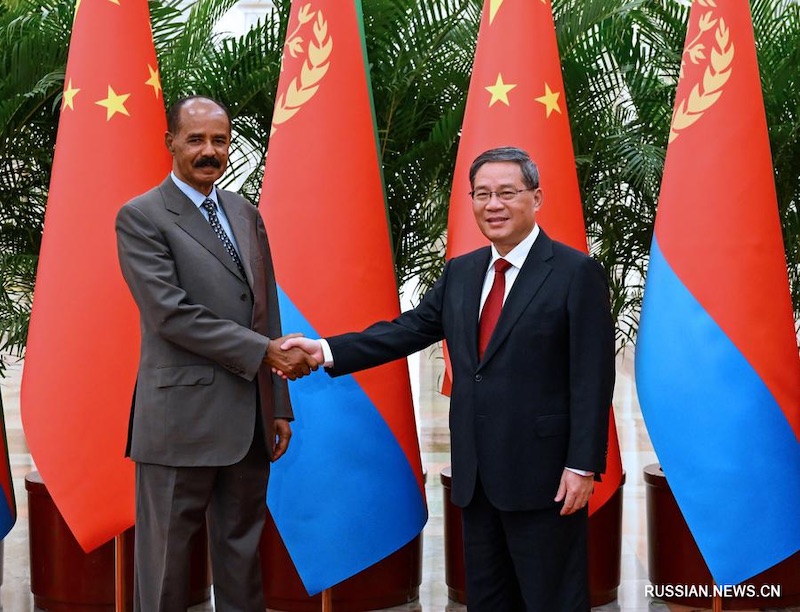 Премьер Госсовета КНР встретился с президентом Эритреи