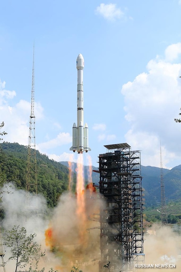 Китай запустил новый спутник в рамках навигационной системы "Бэйдоу"