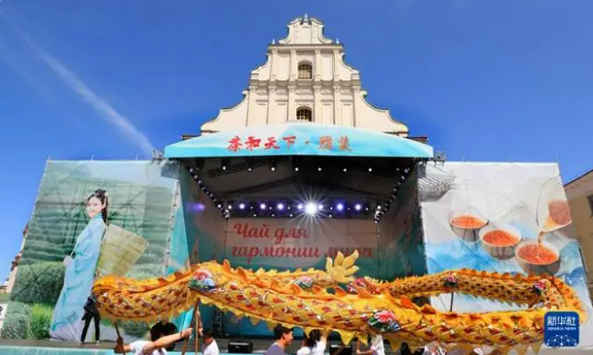Жители и гости столицы Беларуси посетили китайское праздничное мероприятие "Чай для гармонии мира"