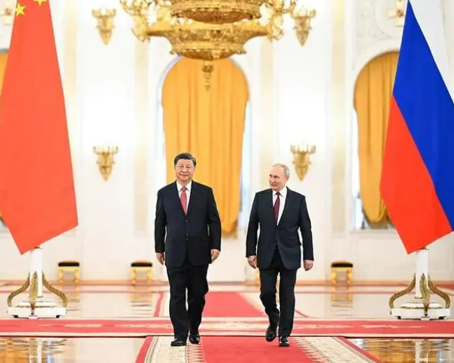 Крепкая дружба между Китаем и Россией