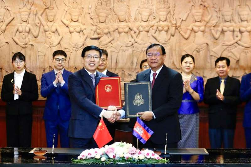Китай и Камбоджа подписали соглашение по программе специального фонда сотрудничества в бассейне Ланьцанцзян-Меконг на 2023 год