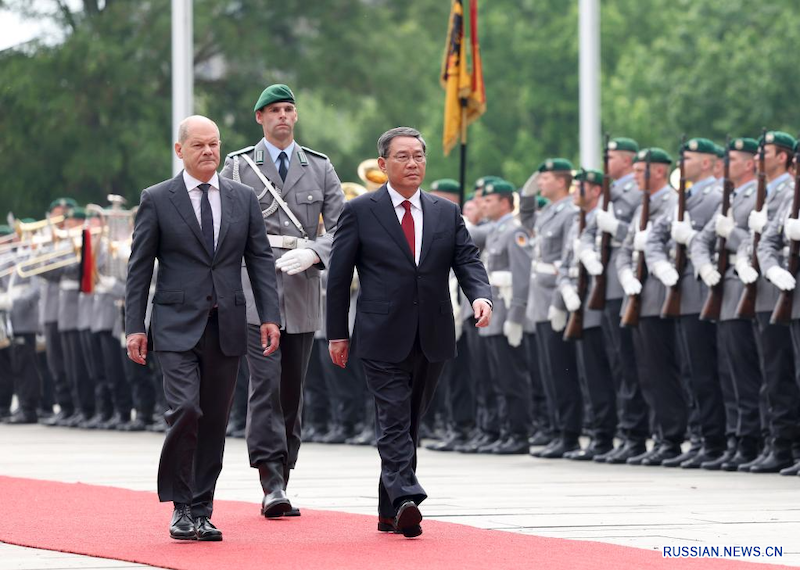Премьер Госсовета КНР призвал к расширению сотрудничества между Китаем и Германией
