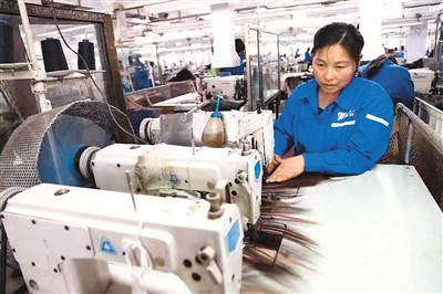 Китайский город Сюйчан лидирует в мире по производству париков
