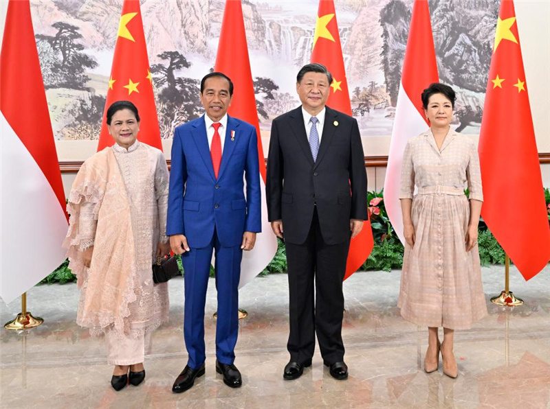 Си Цзиньпин встретился с президентом Индонезии