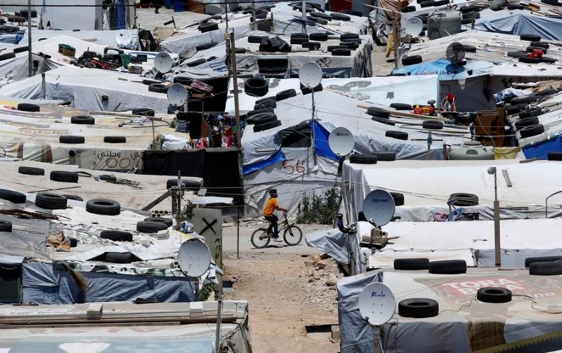 Сирия готова принять из Ливана 180 тыс. беженцев -- ливанский министр