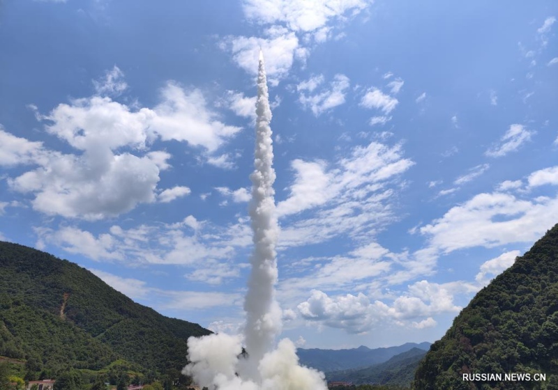 Китай запустил пять новых спутников с помощью ракеты-носителя "Куайчжоу-1А"