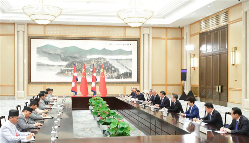 Си Цзиньпин встретился с премьер-министром Непала