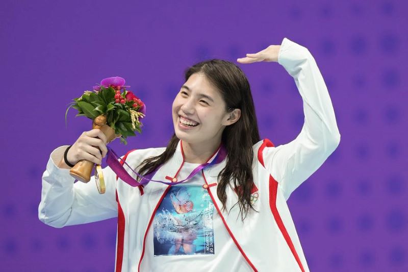 Чжан Юйфэй одержала победу на дистанции 200 м баттерфляем на Азиатских играх в Ханчжоу