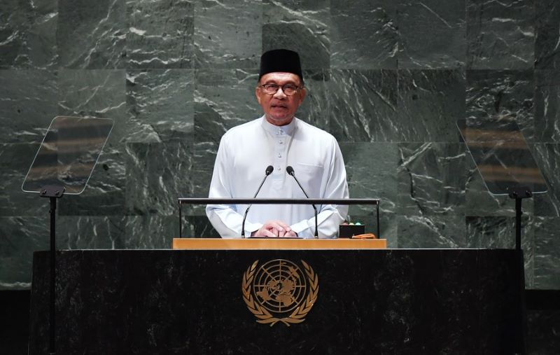 Проблема Южно-Китайского моря должна решаться внутри региона -- премьер-министр Малайзии