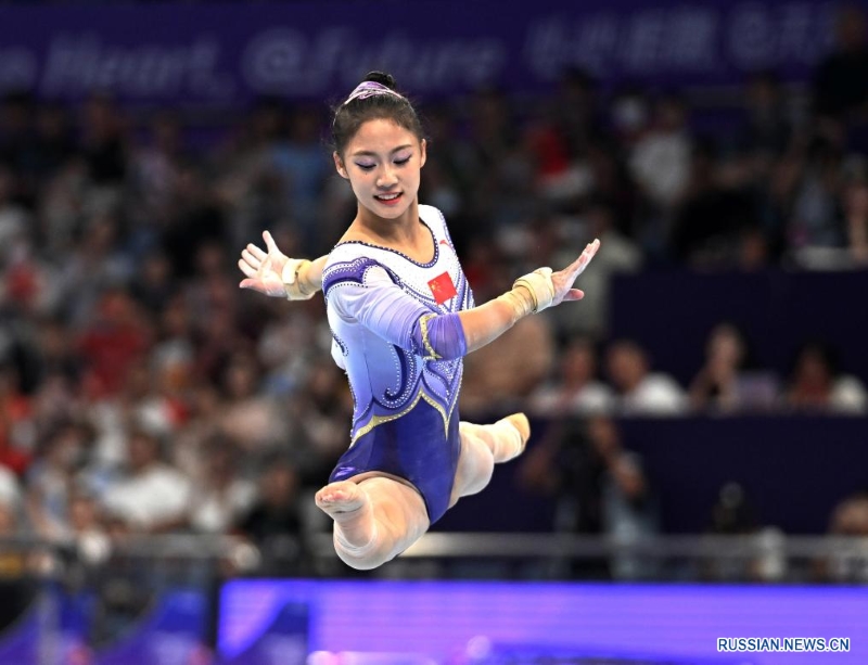 Китайская спортсменка Цзо Тун стала абсолютной чемпионкой по спортивной гимнастике на Азиатских играх в Ханчжоу