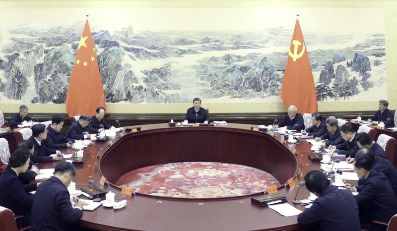 Си Цзиньпин подчеркнул важность мобилизации рабочих и служащих для участия в деле возрождения китайской нации