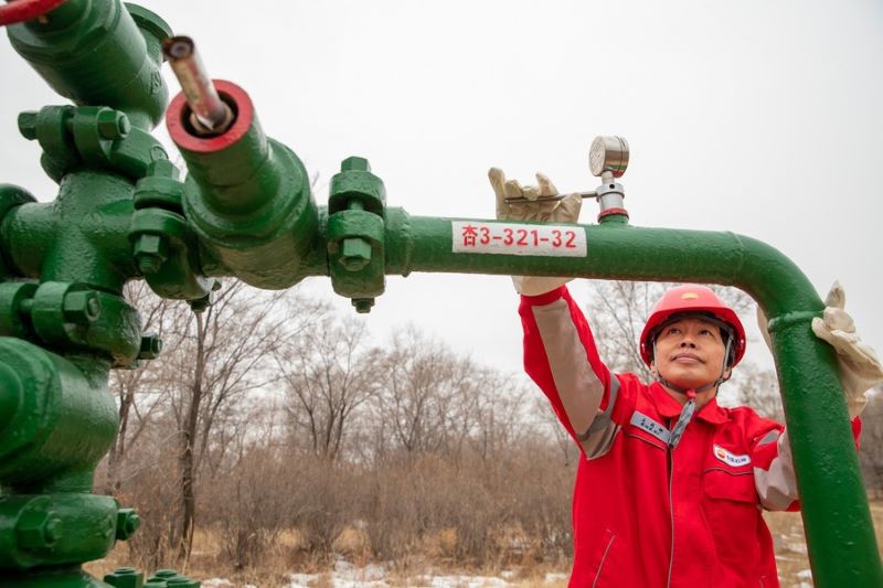 На китайском нефтяном месторождении Дацин наблюдался рост добычи сырой нефти и газа в первые три квартала 2023 года