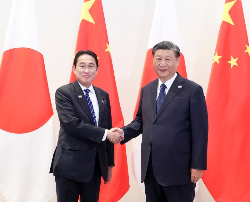 Си Цзиньпин и Фумио Кисида подтвердили стратегические взаимовыгодные отношения между Китаем и Японией