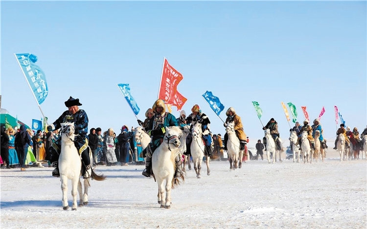 Во Внутренней Монголии Китая проходит конная премьер-лига