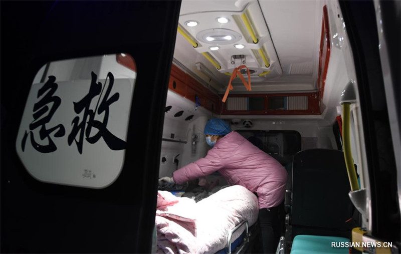 Оказание медицинской помощи пострадавшим после землетрясения в провинции Ганьсу